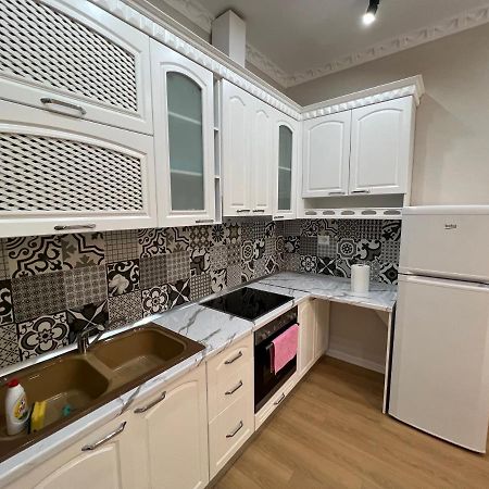 טיראנה Leti Apartaments 21 Dhjetori Sc מראה חיצוני תמונה