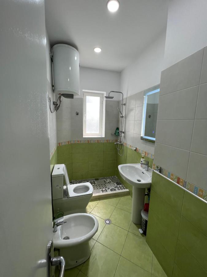 טיראנה Leti Apartaments 21 Dhjetori Sc מראה חיצוני תמונה